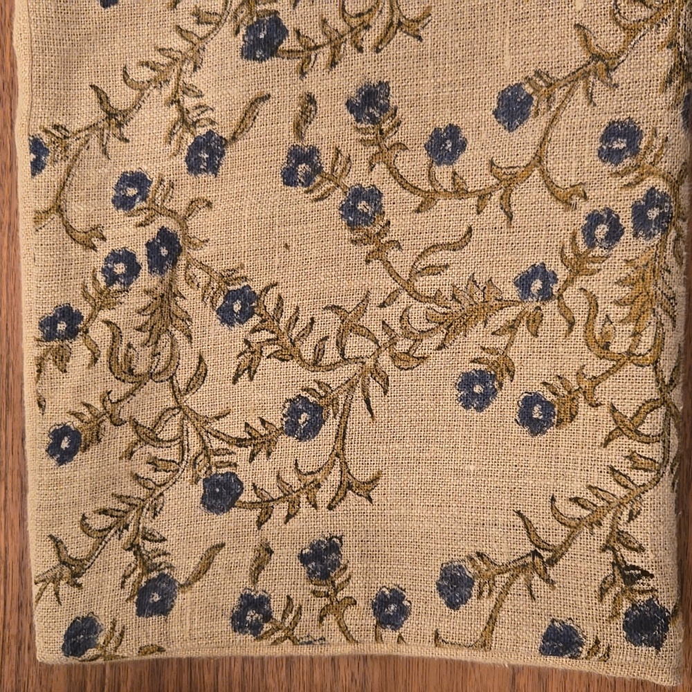 Beautiful Linen Accent Pillow cover - Picture 6 of 8